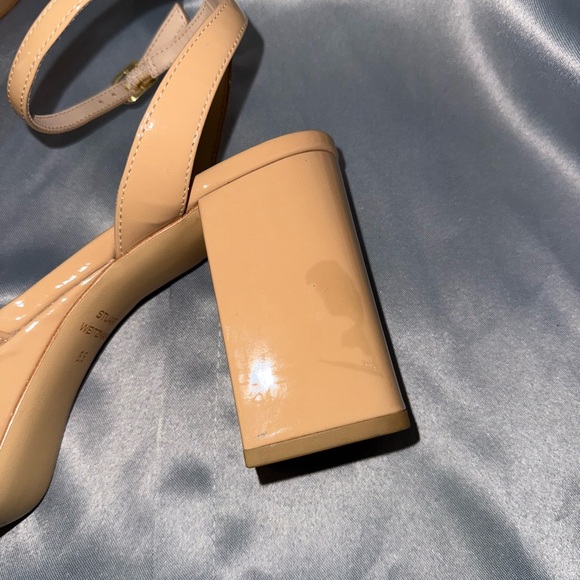 Stuart Weitzman Beige Platform Heels - Picture 6 of 9